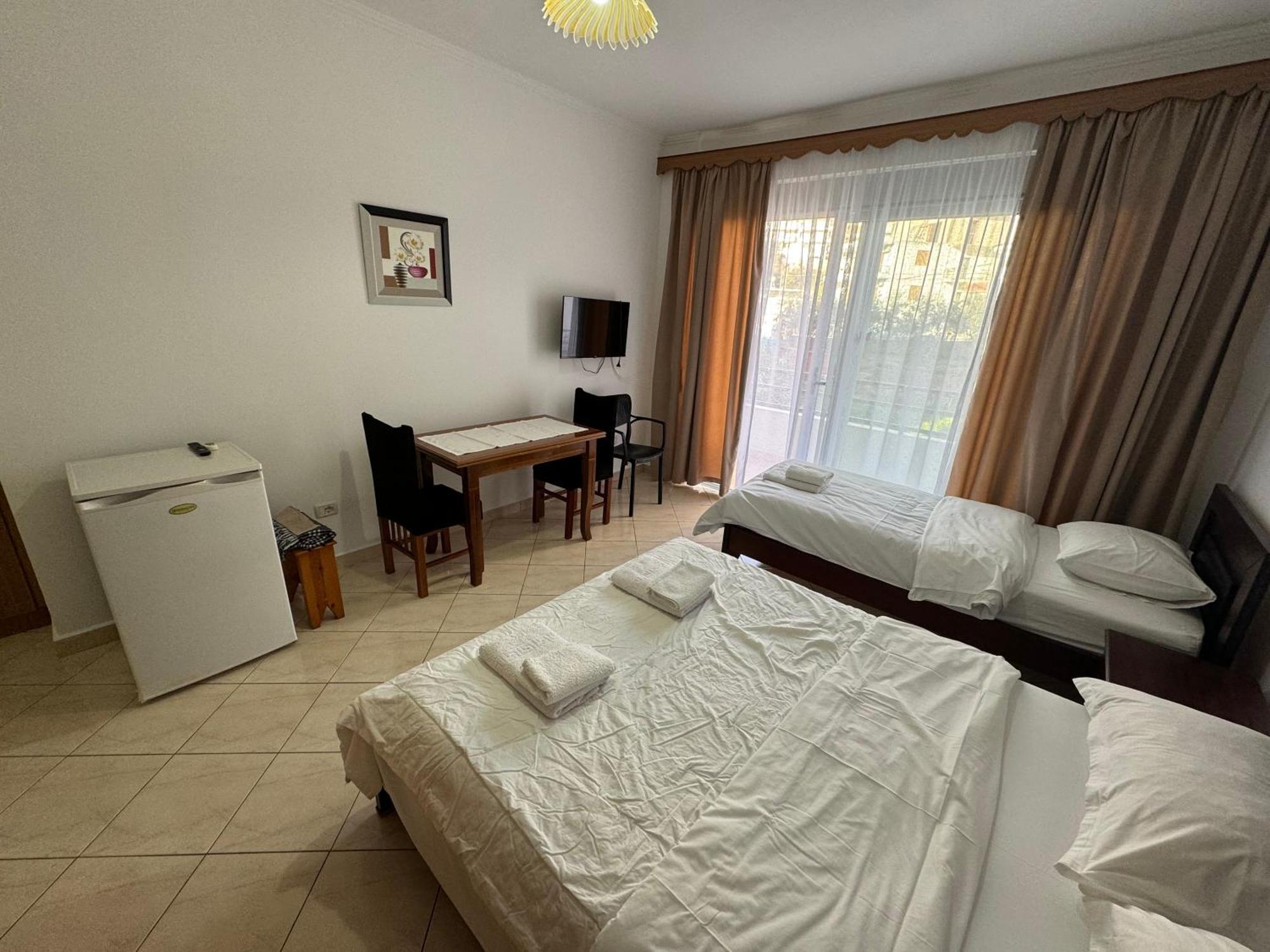 Comfort Apartments Promenade Sarande Exterior photo